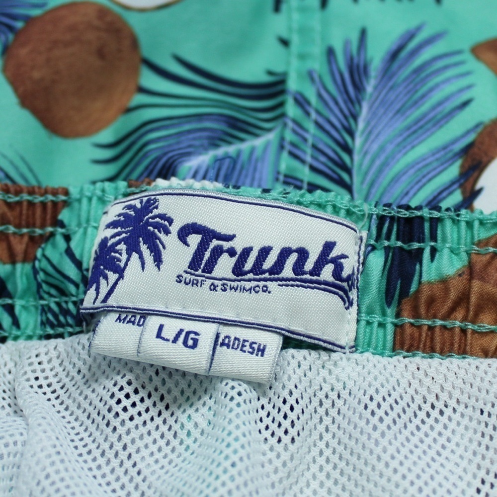 Trunks Surf & Swim Co. Men's Coconut-Print 6" Volley Swimming Trunks - Picture 6 of 9
